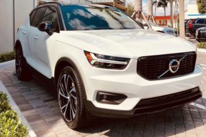 a white and black 2019 volvo xc40
