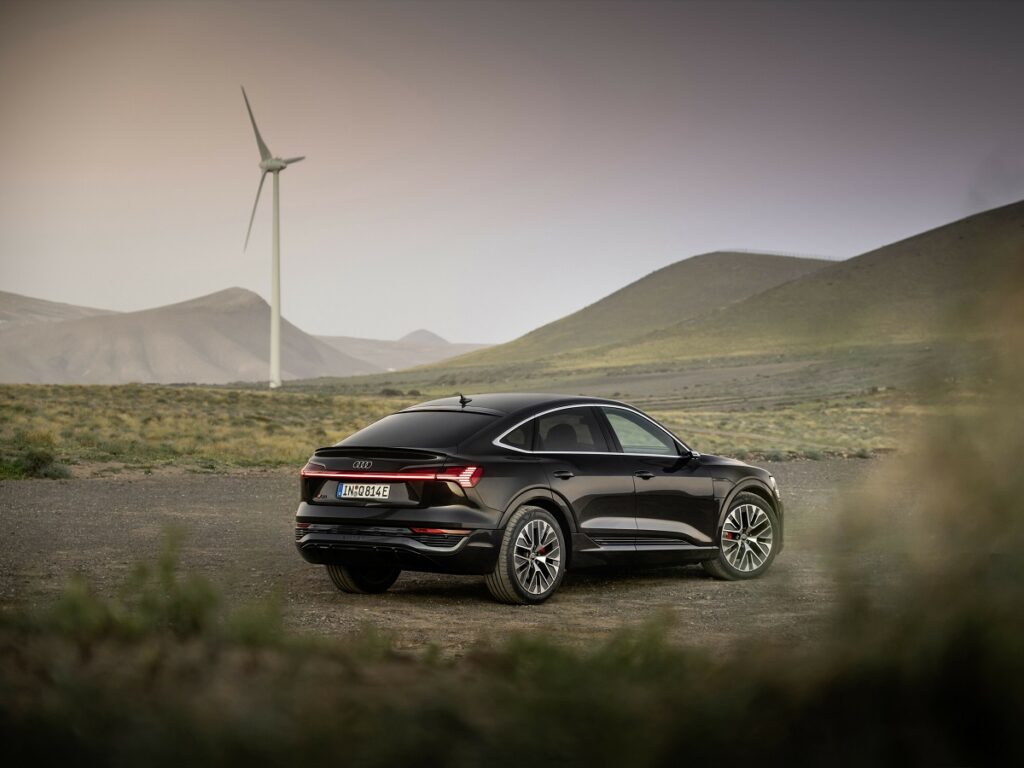 2024 Audi Q8 etron